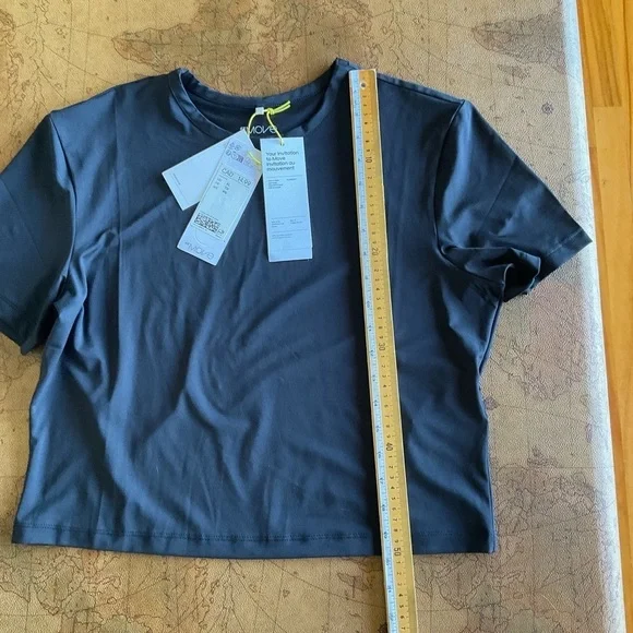 H&M Move Black Crop Top - Picture 4 of 5